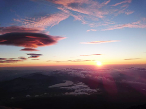 富士山からのご来光