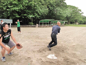 bb恒例のBBQ&SOFTBALL大会