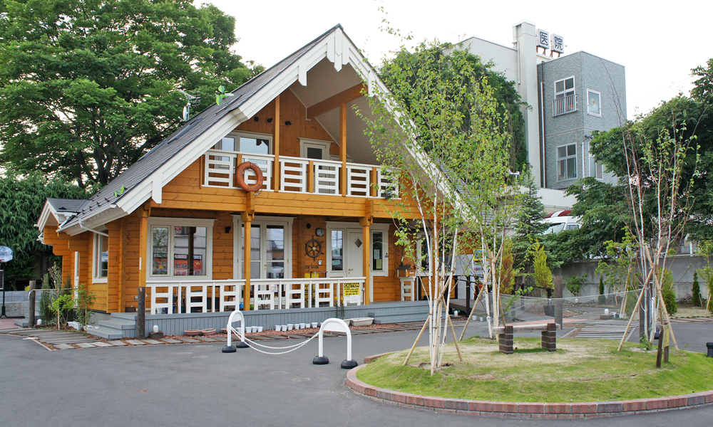 仙台のログハウス学童施設<br>がらくら遊覧船