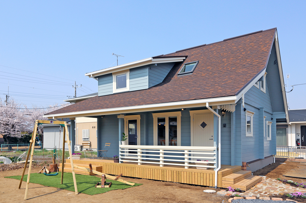 カントリースタイル北欧モダンログハウスの居 ログハウスのビックボックス