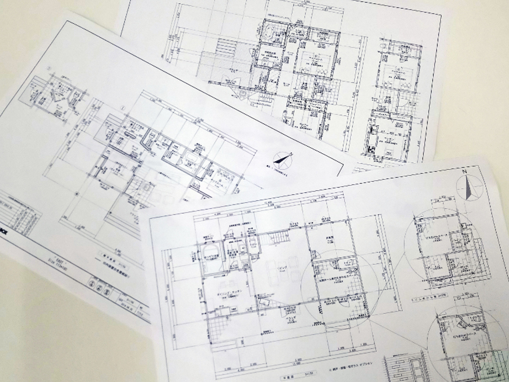 建築図面は1案2案3案を