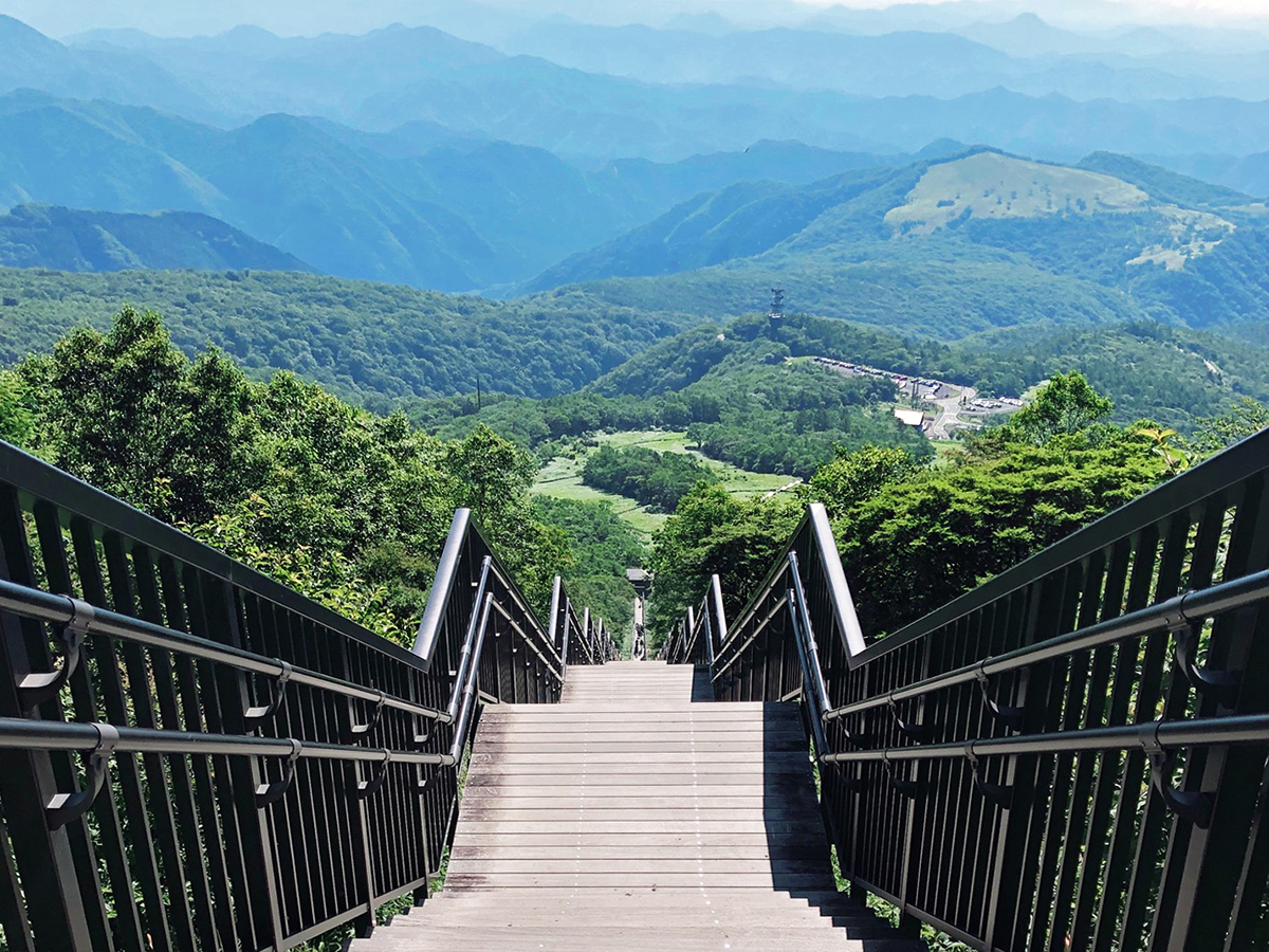 夏の登山とセルフビルド